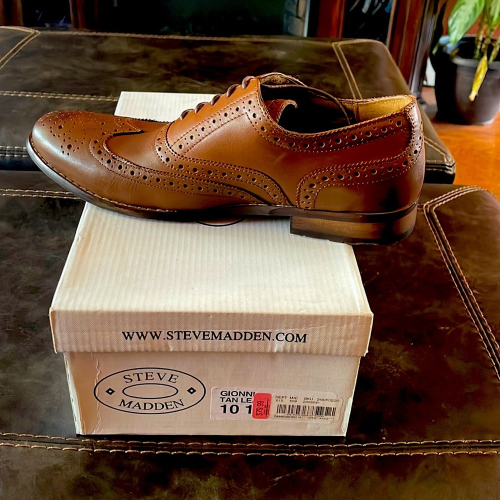 Steve Madden Dress Shoes Gionni Size 10 Brand New
